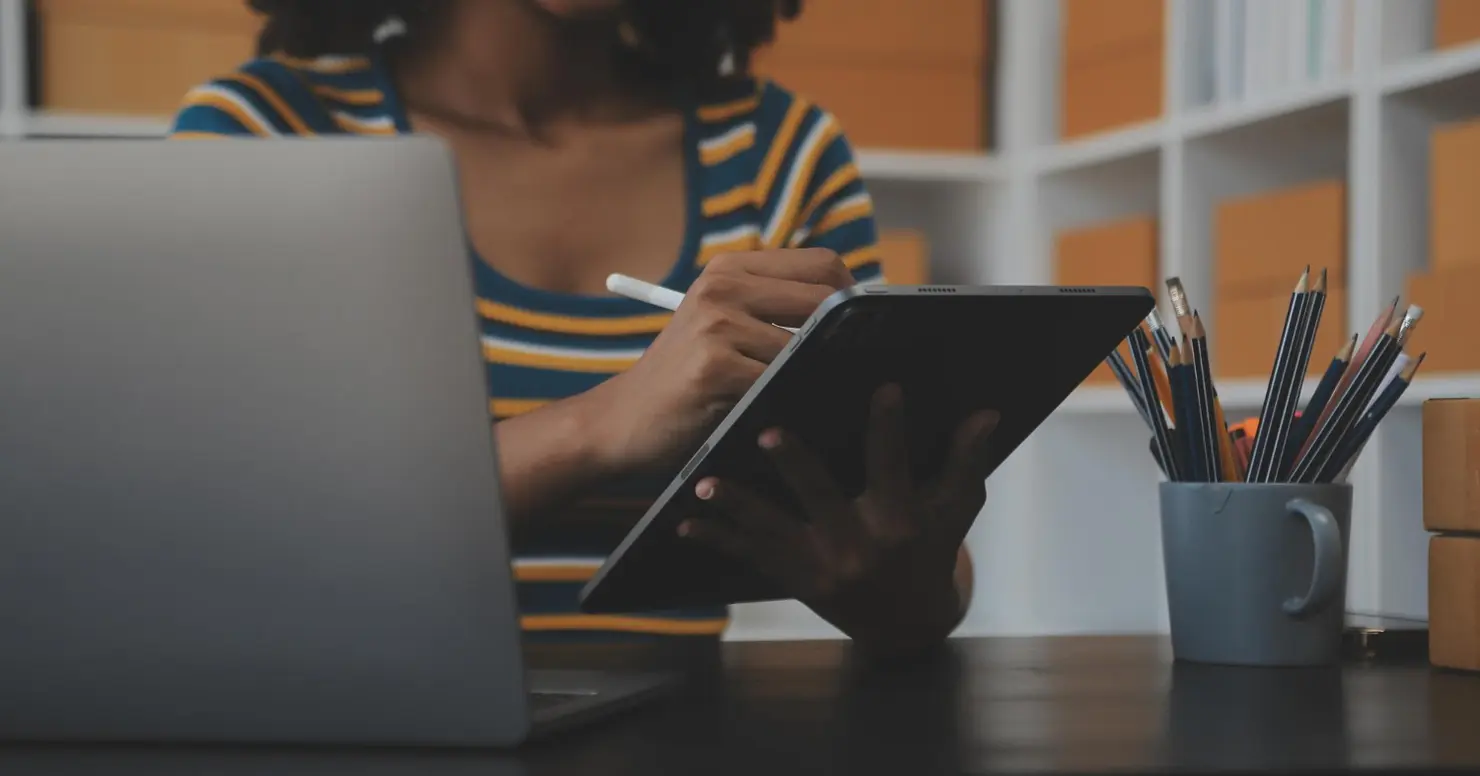Tablet ou notebook para estudar